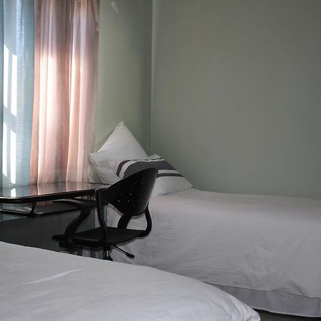 Coco Palm Bed&Breakfast Windhoek Exterior photo