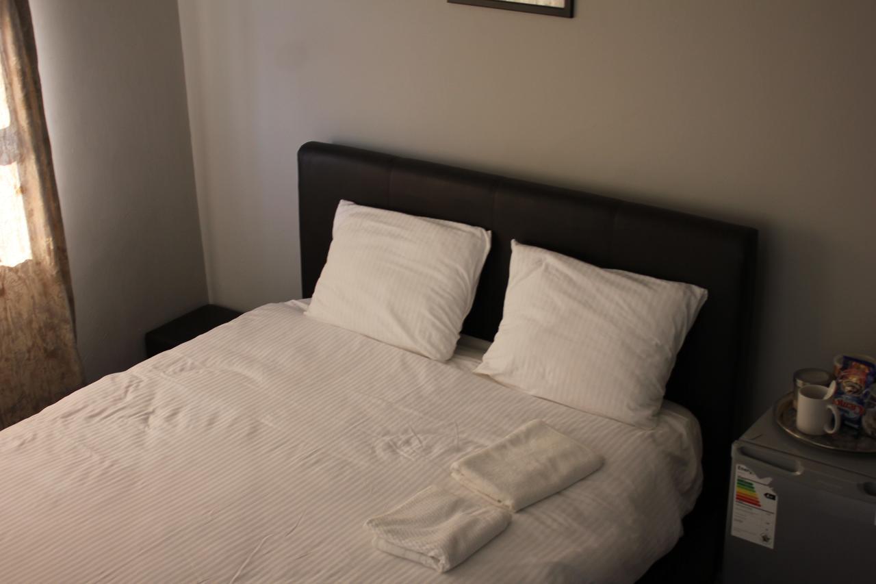 Coco Palm Bed&Breakfast Windhoek Exterior photo